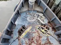 తోపుడు పడవ అమ్మకానీకి వుంది