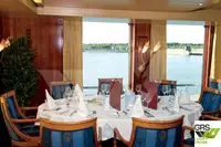 ప్రయానికుల ఓడ అమ్మకానీకి వుంది