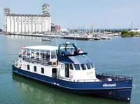 లైఫ్ బోట్ అమ్మకానీకి వుంది