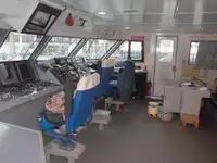 ఫెర్రీ నౌక అమ్మకానీకి వుంది